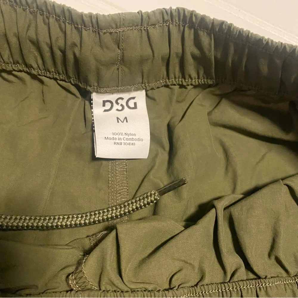 DSG Women’s Olive Shorts with Pockets and Drawstring Size Medium